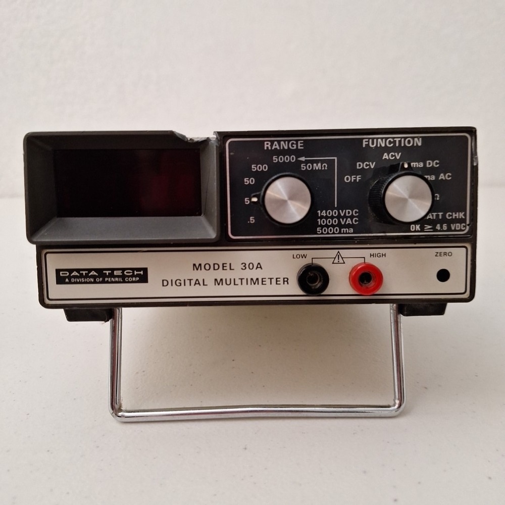 Vintage Data Tech Penril Corp Digital Multimeter Model 30A UNTESTED